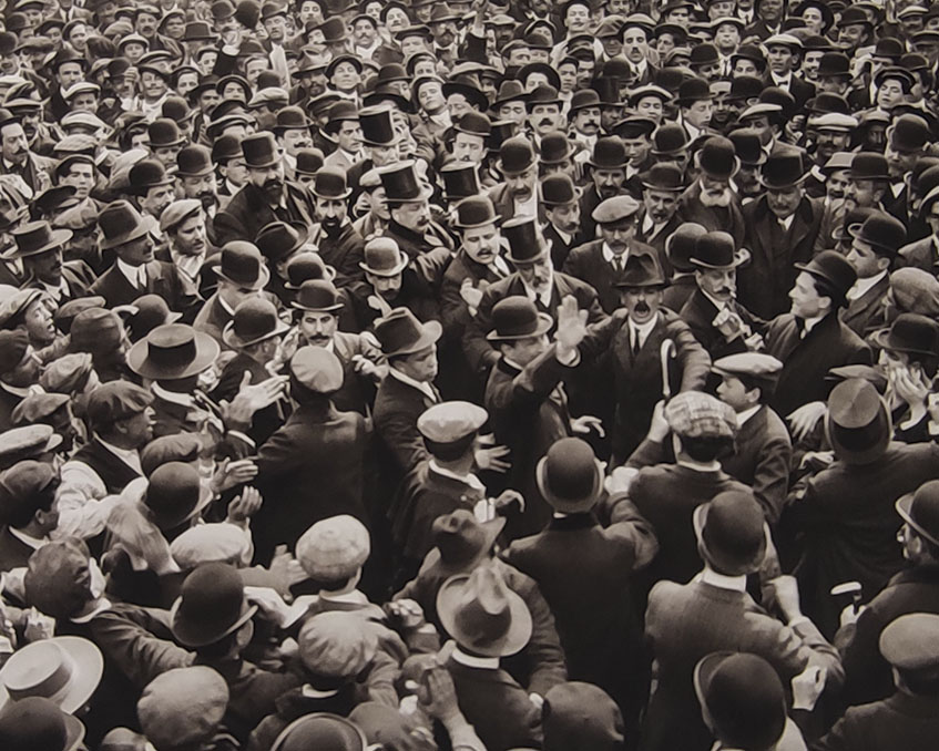 Montaje de la exposición "En el Laberinto de España" de Pérez Galdós, en el Museo de la Fotografía de Huete.